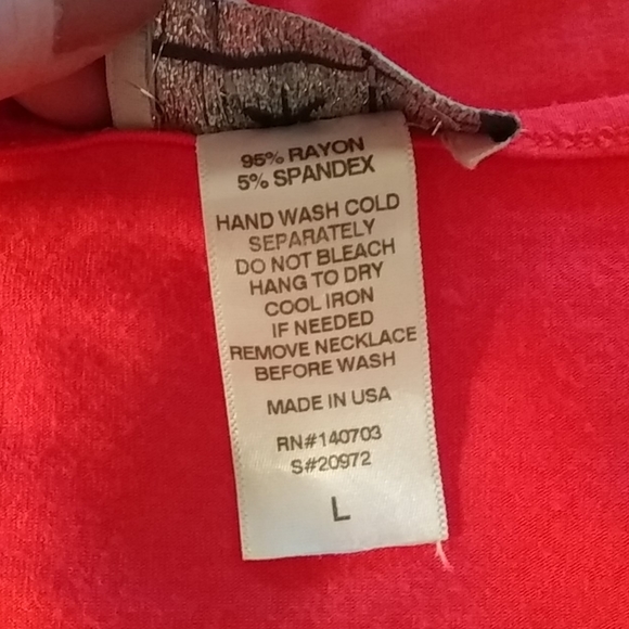 Glitterscape Brand Tunic w/ necklace Size L - Picture 9 of 10